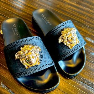 Black and Gold Pool Slides size 37